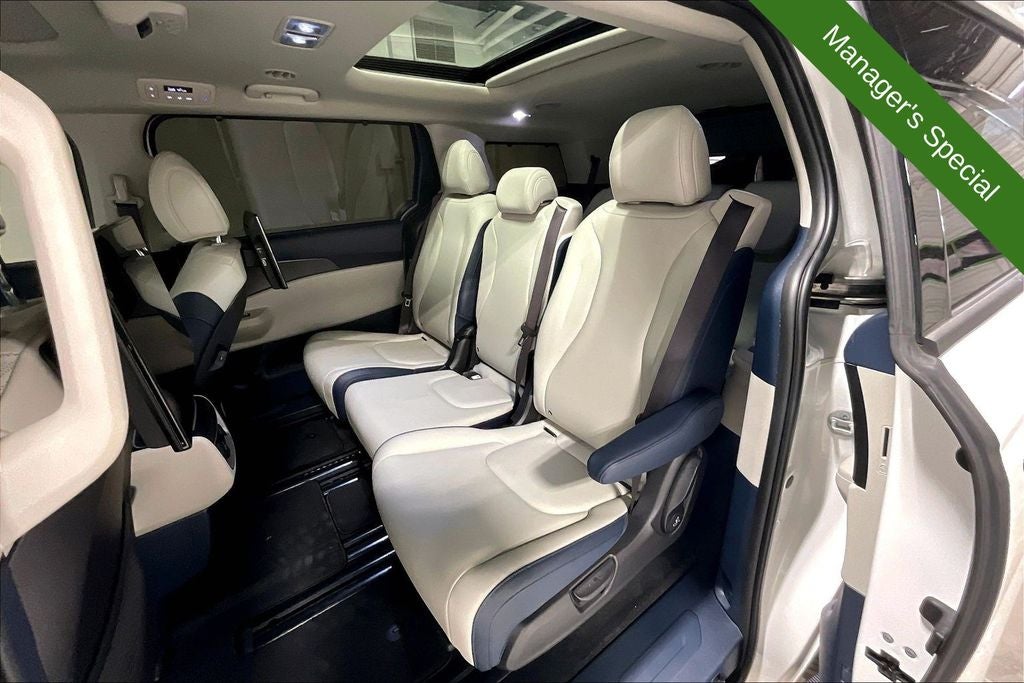 2025 Kia Carnival MPV SX