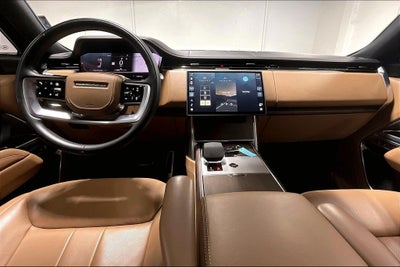 2025 Land Rover Range Rover P400 SE