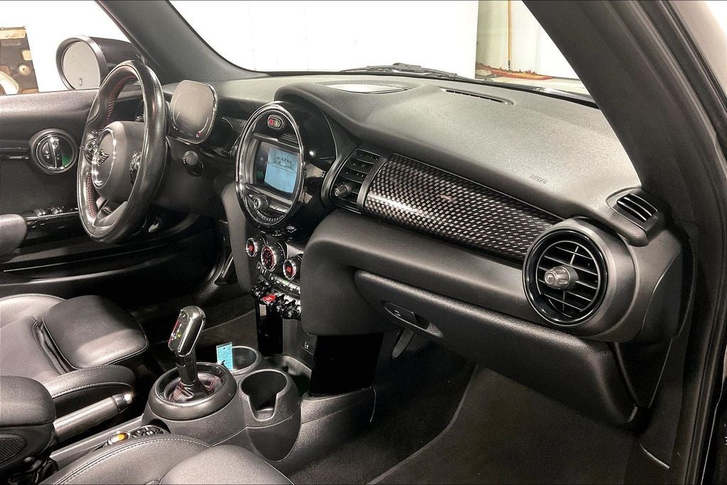 2021 MINI John Cooper Works Iconic