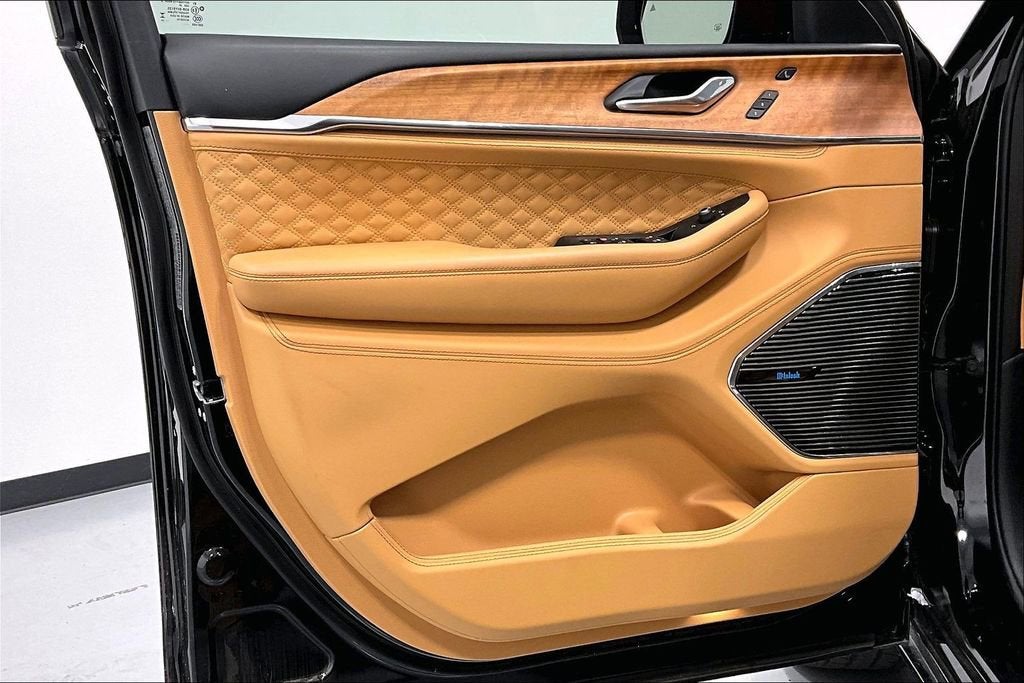 2025 Jeep Grand Cherokee L Summit Reserve 4x4