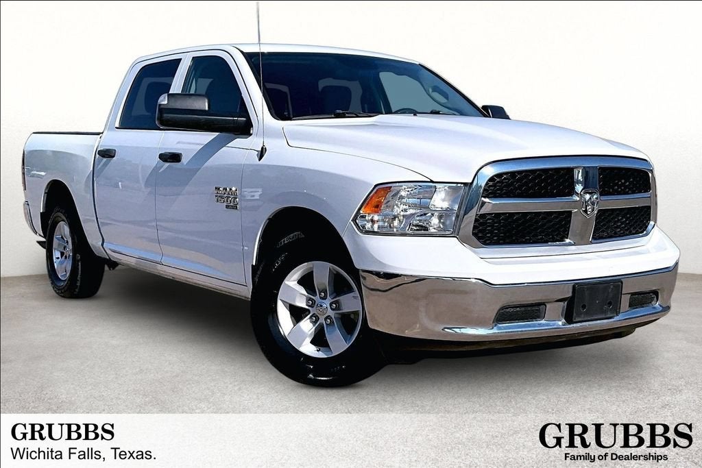 2022 RAM 1500 Classic SLT