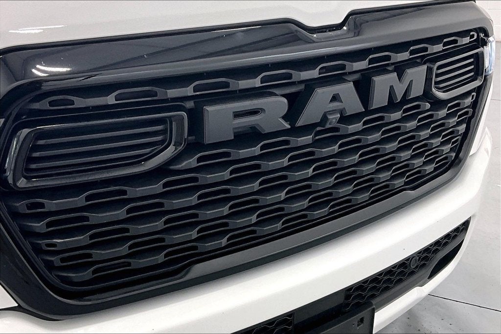2025 RAM 1500 Tradesman Crew Cab 4x4 5'7" Box