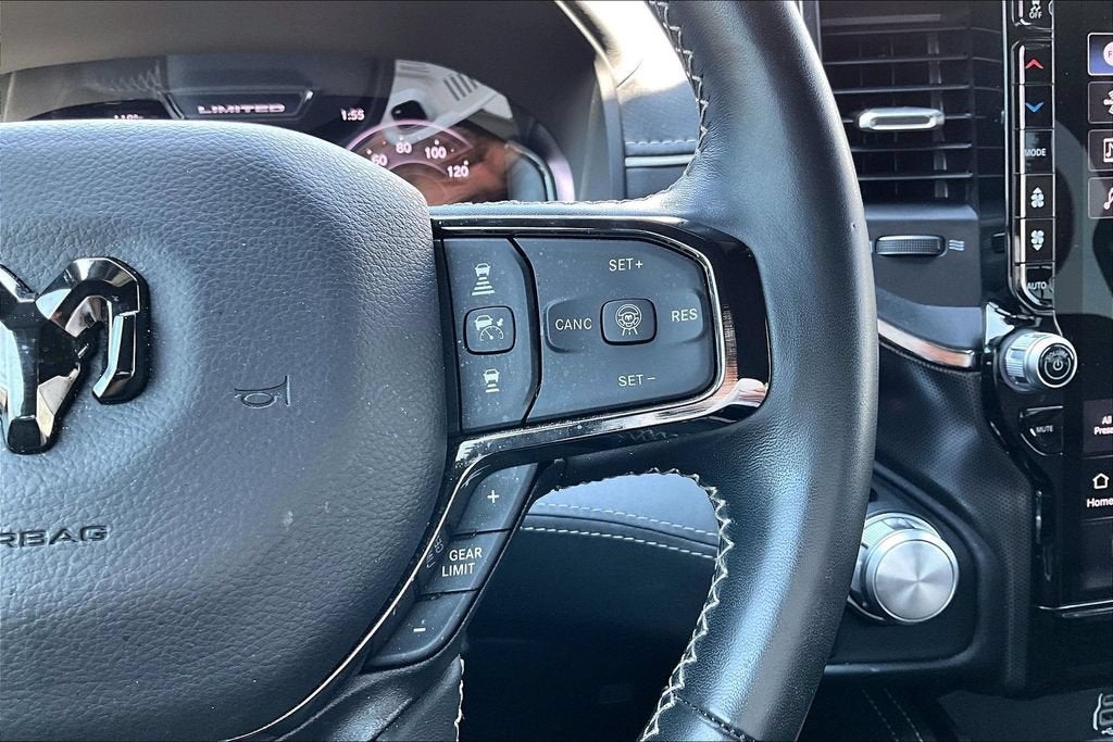 2025 RAM 1500 Limited Crew Cab 4x4 5'7" Box