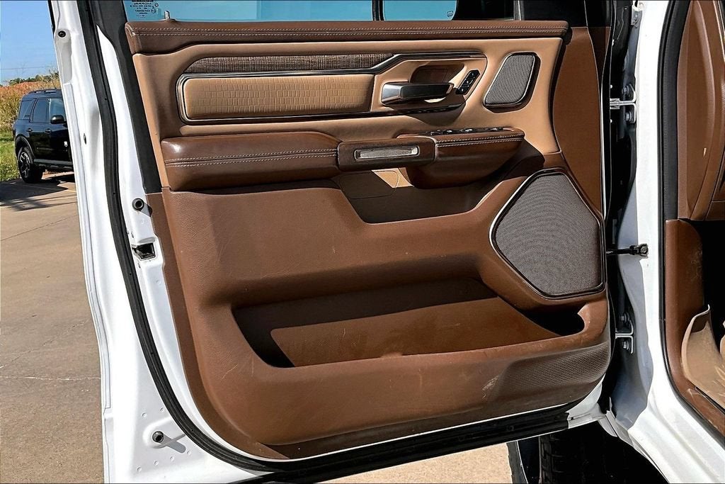 2019 RAM 1500 Longhorn Crew Cab 4x4 5'7" Box