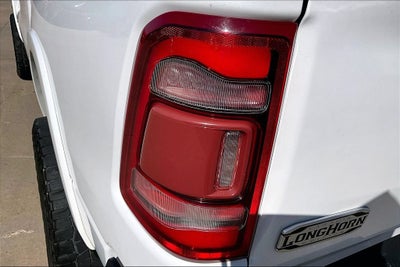 2019 RAM 1500 Longhorn Crew Cab 4x4 5'7" Box