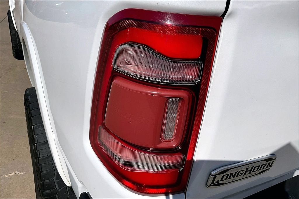 2019 RAM 1500 Longhorn Crew Cab 4x4 5'7" Box