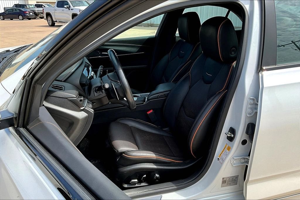 2023 Cadillac CT4 Sport