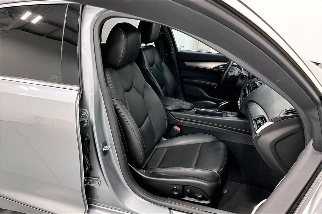 2023 Cadillac CT5 Luxury