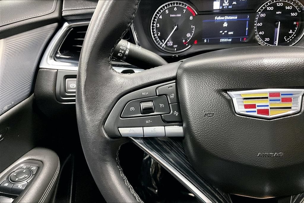 2025 Cadillac XT6 Premium Luxury