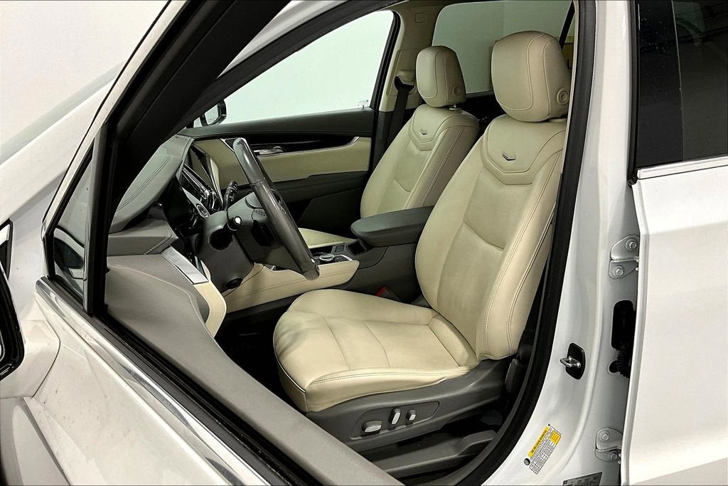 2021 Cadillac XT6 Premium Luxury