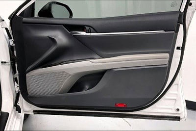 2022 Toyota Camry LE