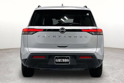 2024 Nissan Pathfinder SV