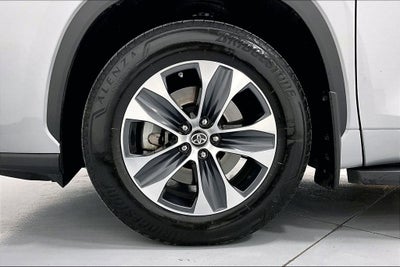 2024 Toyota Highlander Hybrid XLE
