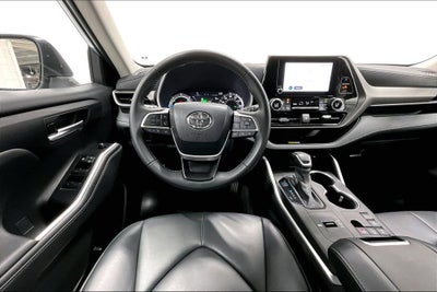 2024 Toyota Highlander Hybrid XLE