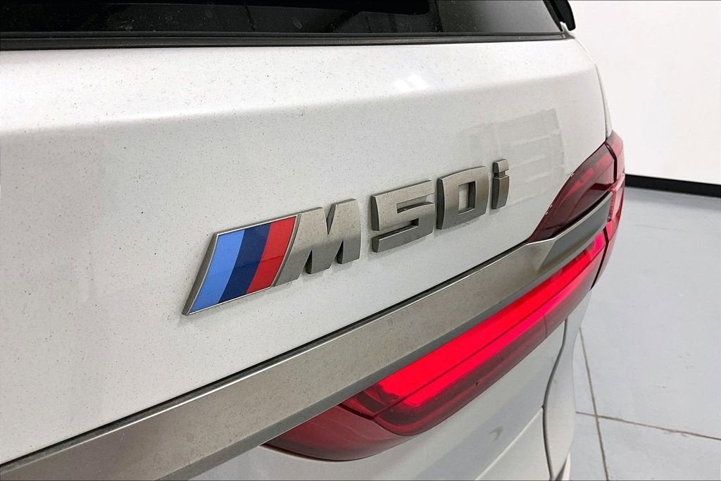 2020 BMW X7 M50i