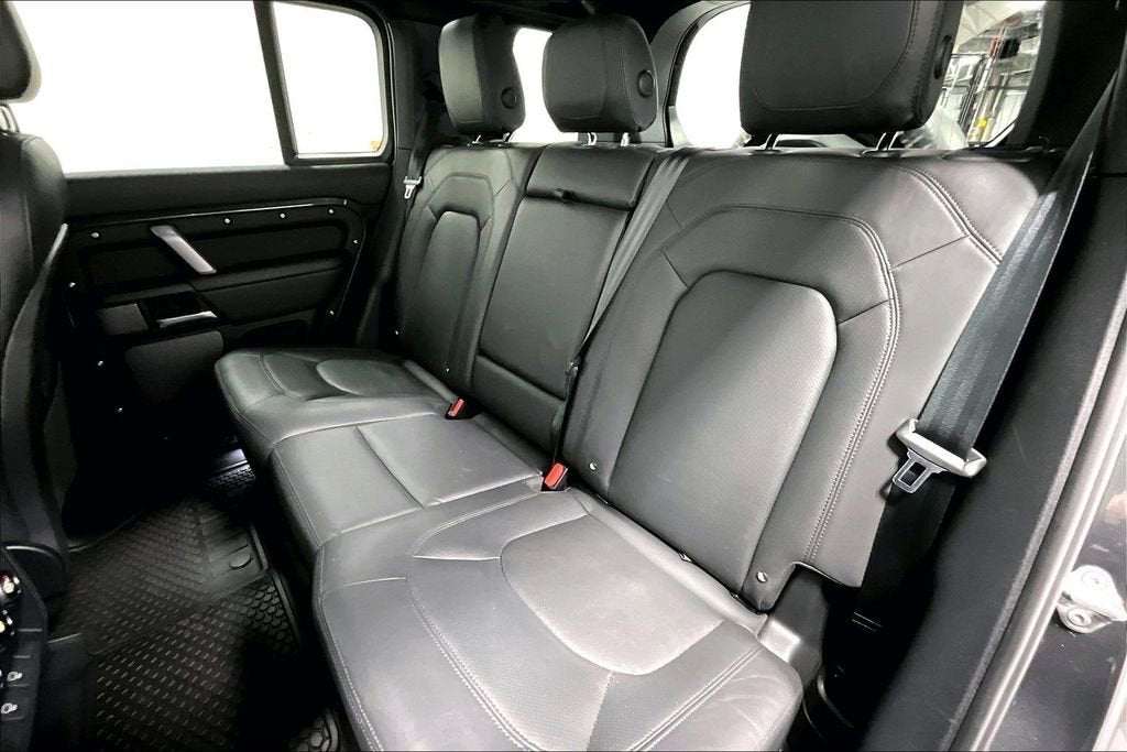 2024 Land Rover Defender Carpathian Edition