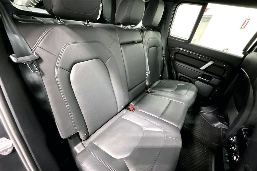 2024 Land Rover Defender Carpathian Edition